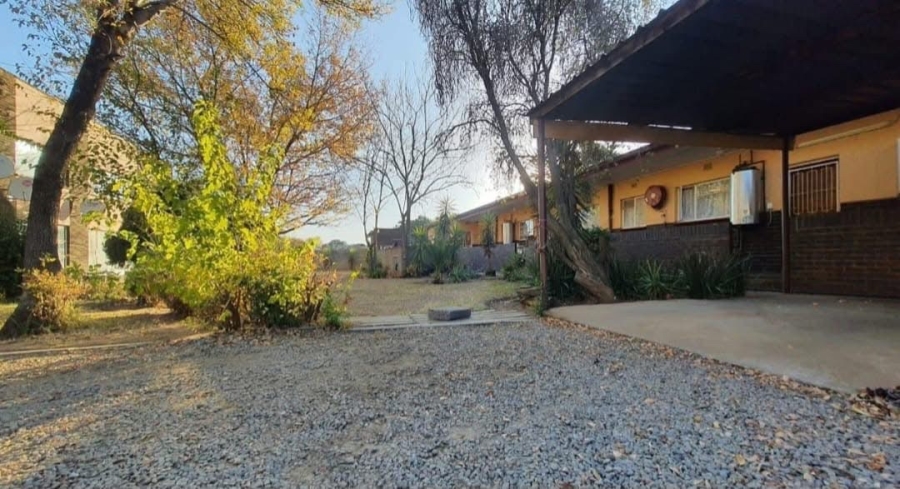 2 Bedroom Property for Sale in La Hoff North West